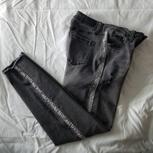 Velvet Heart Alisia Snake Stripe Distressed Black Mid-Rise Skinny Jeans